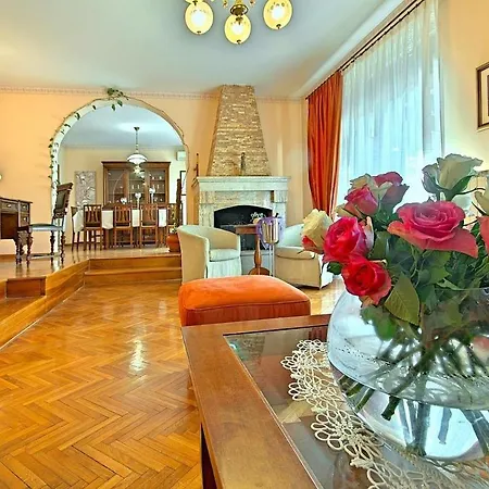 David Holiday home *